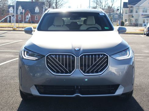 Used 2026 BMW X3 xDrive30i w/ Premium Package AWD/4WD image 2