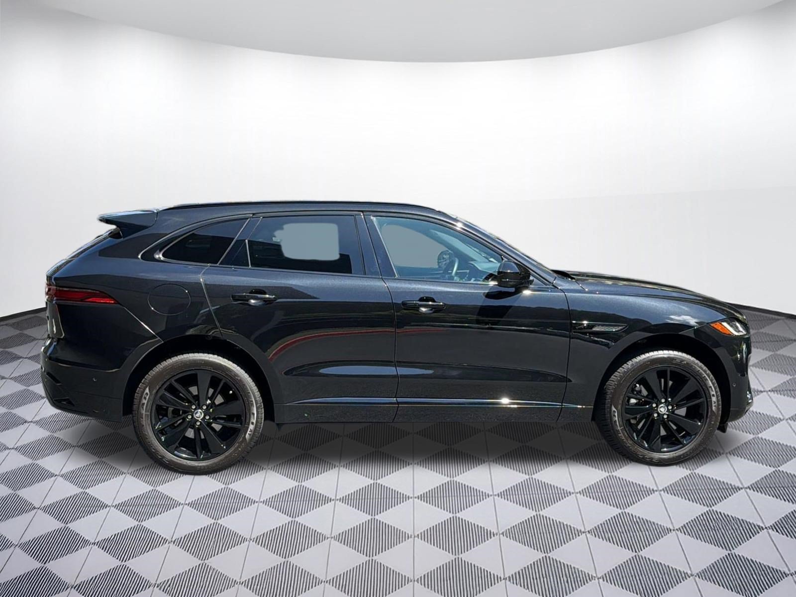Used 2026 Jaguar F-PACE R-Dynamic S AWD/4WD image 8