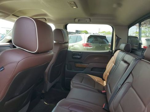 Certified 2014 Chevrolet Silverado 1500 High Country w/ High Country Premium Package AWD/4WD image 9