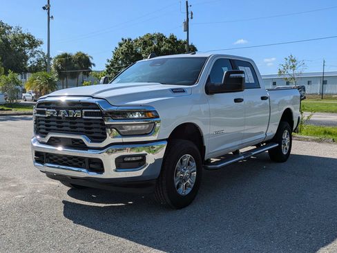 Used 2026 RAM 2500 Big Horn AWD/4WD image 9