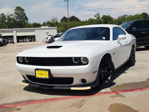 Used 2023 Dodge Challenger R/T w/ Blacktop Package RWD image 1