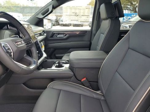 New 2026 GMC Yukon XL Elevation w/ Elevation Premium Package image 19