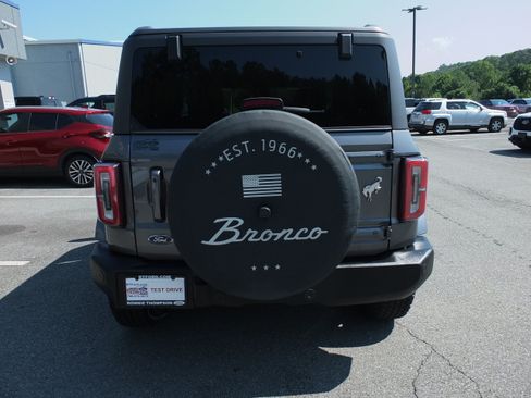 Used 2023 Ford Bronco Outer Banks AWD/4WD image 4
