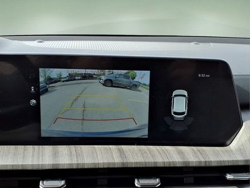 Used 2024 Kia Telluride EX w/ EX Captain's Chair Package FWD image 21