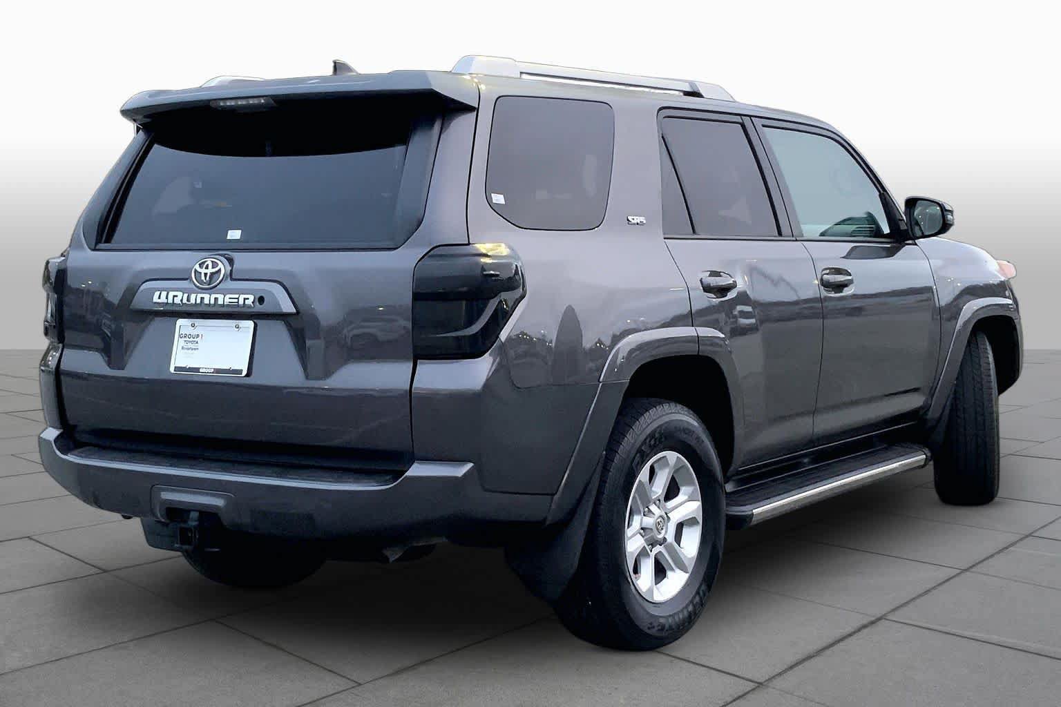 Used 2018 Toyota 4Runner SR5 Premium RWD image 12