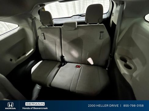 Used 2021 Toyota Sienna LE FWD image 29