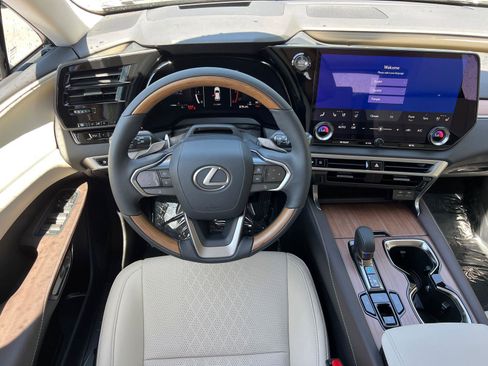 New 2026 Lexus RX 350 FWD image 17