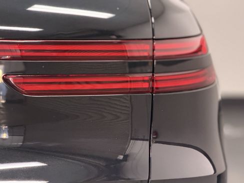 Used 2025 Genesis Electrified GV70 Advanced image 14