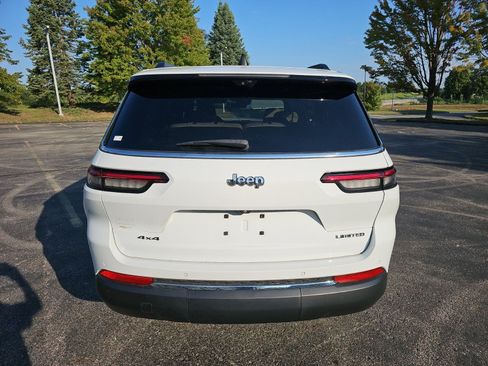 Used 2023 Jeep Grand Cherokee L Limited w/ Luxury Tech Group II AWD/4WD image 5