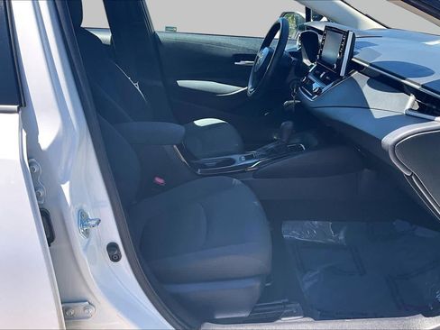 Used 2021 Toyota Corolla LE FWD image 8