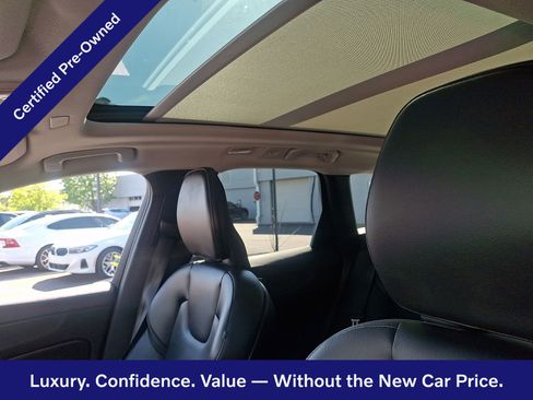 Certified 2025 Volvo XC60 B5 Core AWD/4WD image 15