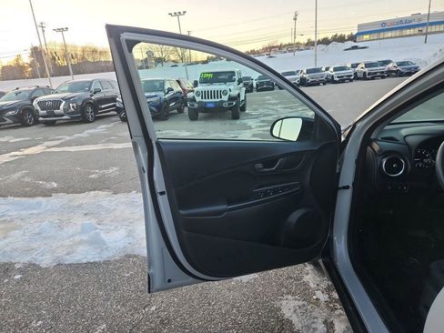 Certified 2023 Hyundai Kona SEL image 11