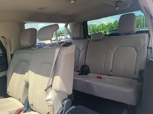 Used 2024 Ford Expedition Max Limited RWD image 27