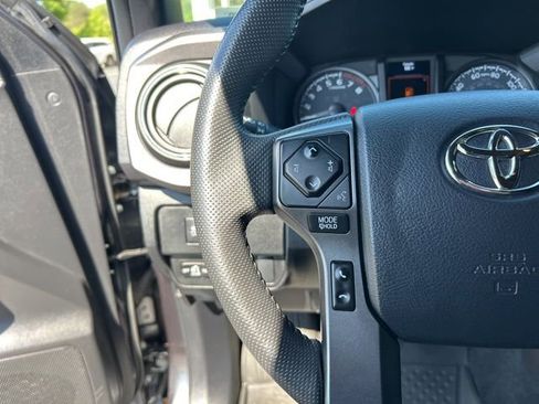 Used 2023 Toyota Tacoma TRD Sport AWD/4WD image 21