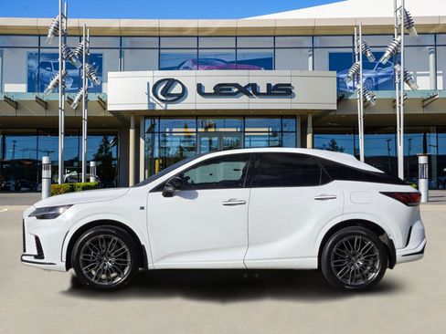 Used 2023 Lexus RX 500h F Sport image 3