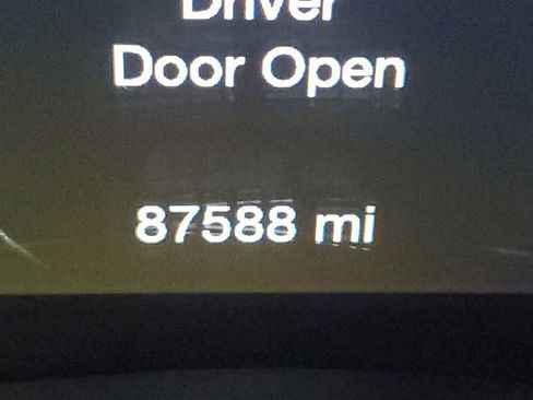 Used 2020 Jeep Grand Cherokee Limited w/ Luxury Group II image 33