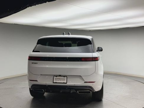 Certified 2025 Land Rover Range Rover Sport Dynamic SE AWD/4WD image 3