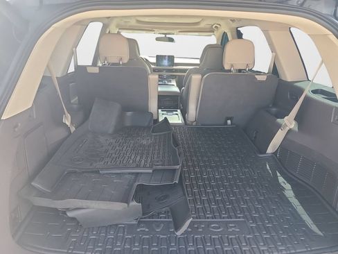 Used 2021 Lincoln Aviator Reserve w/ Equipment Group 202A AWD/4WD image 25