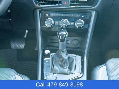 Used 2022 Volkswagen Taos SEL image 30