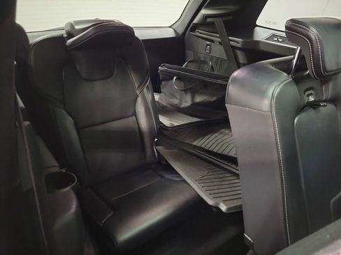 Used 2018 Volvo XC90 T8 Inscription w/ Luxury Package image 27