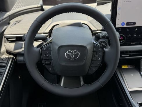 Used 2026 Toyota C-HR AWD/4WD image 12