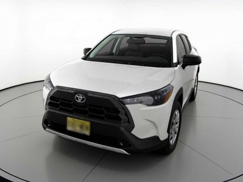 Certified 2026 Toyota Corolla Cross L image 1