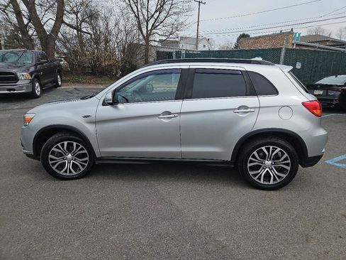 Used 2018 Mitsubishi Outlander Sport SEL image 6