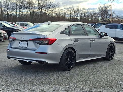 Used 2022 Honda Civic Sport image 6