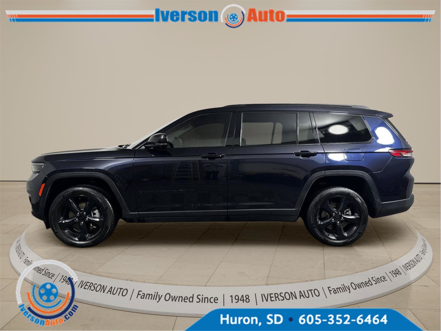 Used 2024 Jeep Grand Cherokee L Limited w/ Luxury Tech Group II AWD/4WD image 5