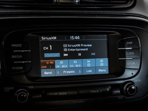 Used 2017 Kia Soul + image 22