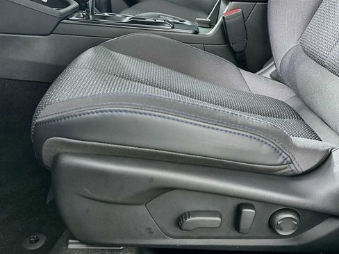 Certified 2026 Subaru Forester Premium AWD/4WD image 17