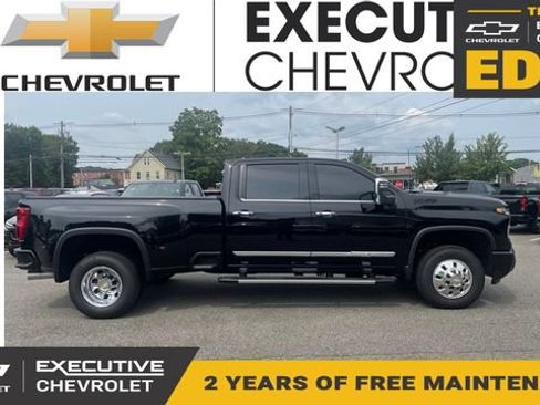 Used 2026 Chevrolet Silverado 3500 High Country w/ High Country Premium Package AWD/4WD image 1