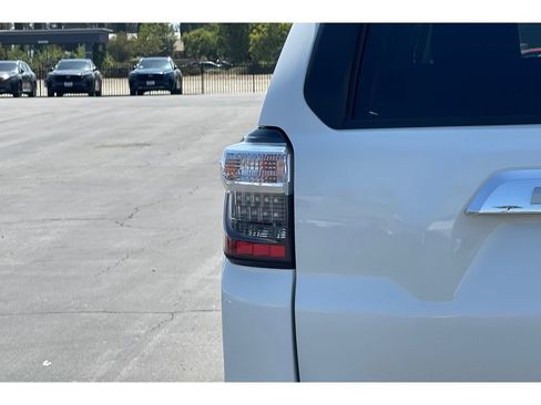 Used 2023 Toyota 4Runner Limited RWD image 15