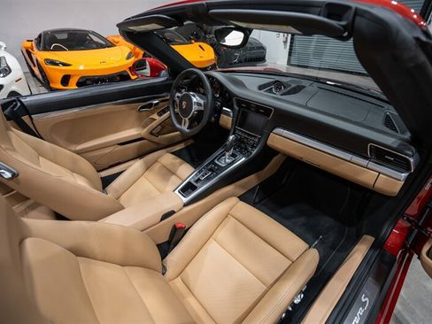 Used 2014 Porsche 911 Carrera S RWD image 33