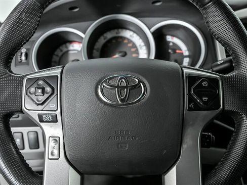 Used 2014 Toyota Tacoma 4x4 Double Cab w/ SR5 Package image 23