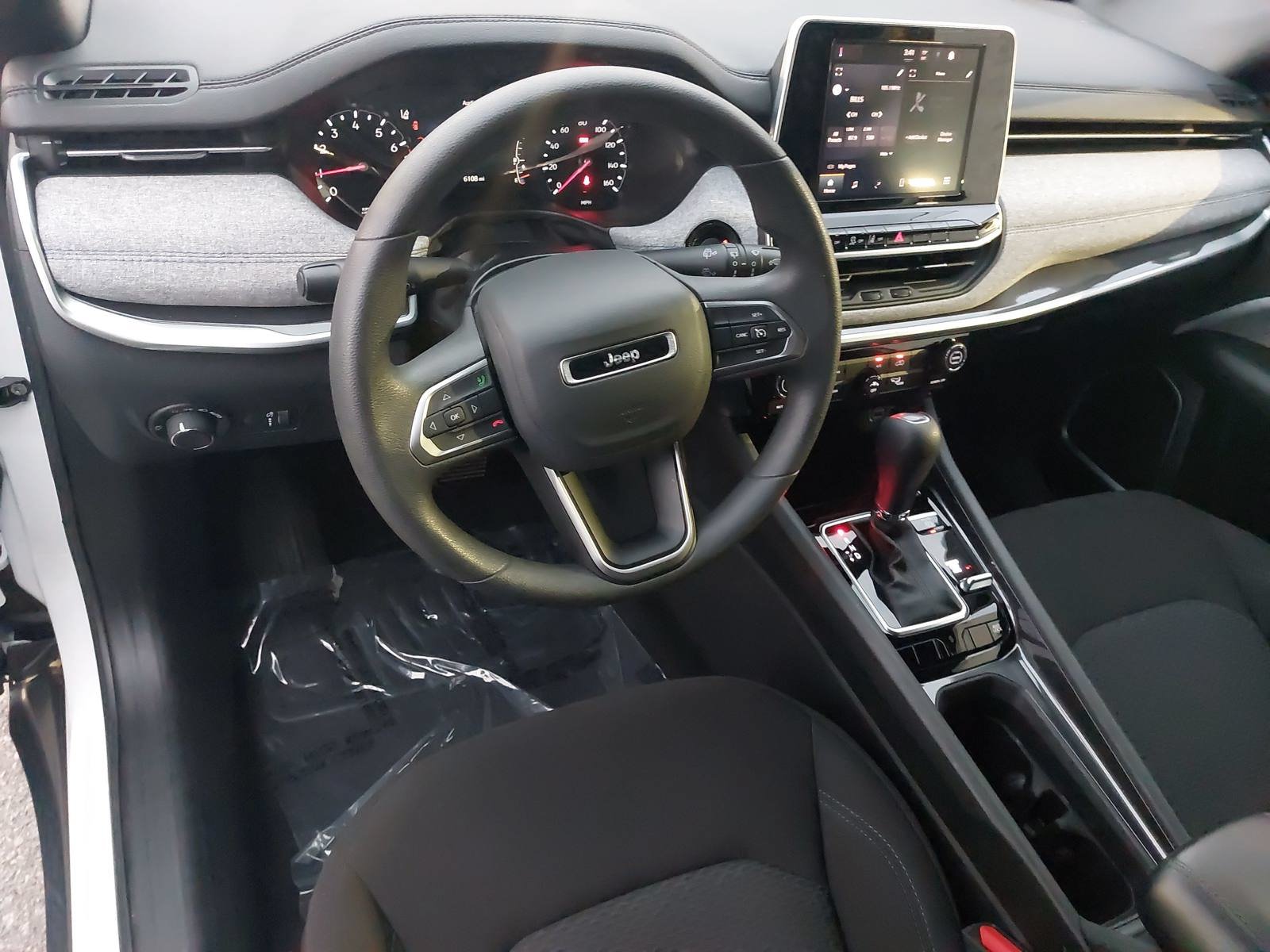 Used 2025 Jeep Compass Sport AWD/4WD image 15