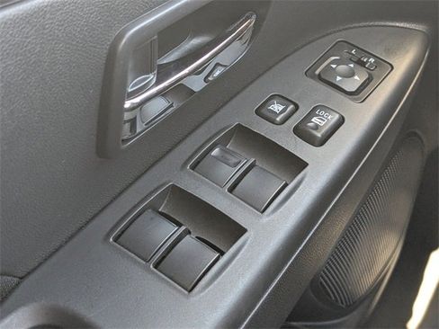 Used 2025 Mitsubishi Outlander Sport LE image 27