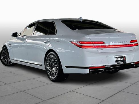 Used 2021 Genesis G90 3.3T Premium image 12