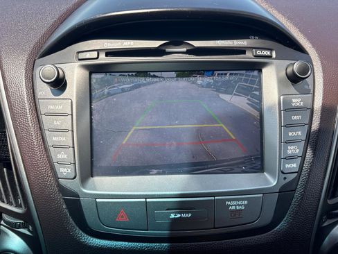 Used 2014 Hyundai Tucson Limited w/ Technology Package 02 FWD image 31
