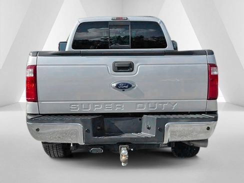 Used 2014 Ford F250 Lariat w/ Lariat Interior Package AWD/4WD image 6