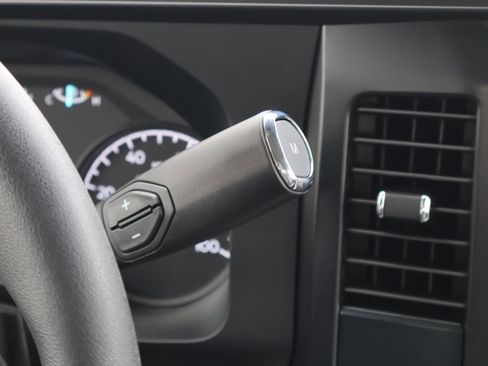 New 2026 Ford F350 XL w/ XL Chrome Package image 33