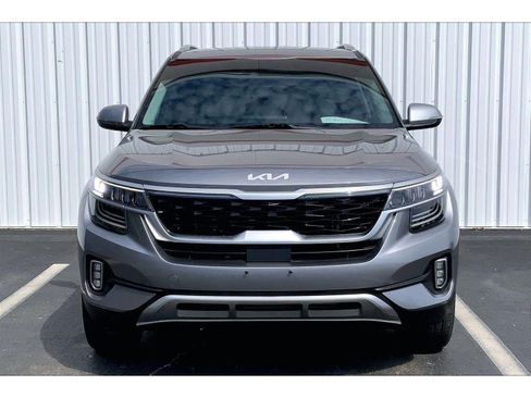 Used 2022 Kia Seltos SX image 3