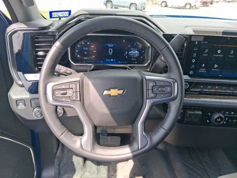 Used 2026 Chevrolet Silverado 1500 LT w/ Texas Edition Plus RWD image 8