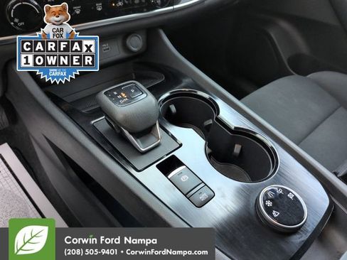 Used 2023 Nissan Rogue S AWD/4WD image 18