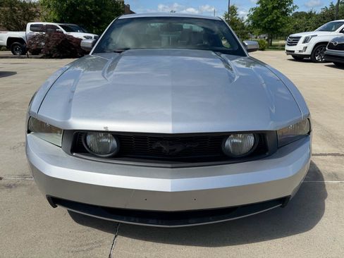 Used 2011 Ford Mustang GT Premium w/ GT Coupe Accessory Pkg 1 RWD image 2