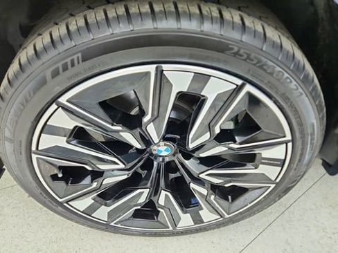 Used 2025 BMW X3 xDrive30i w/ Premium Package image 59