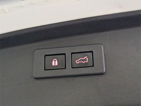 Certified 2020 Subaru Outback Limited image 15