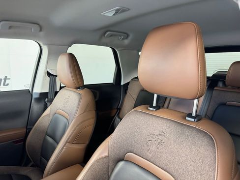 Used 2025 Ford Bronco Sport Outer Banks w/ Outer Banks Tech Package+ image 3