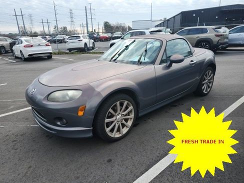 Used 2008 MAZDA MX-5 Miata Grand Touring w/ Appearance Pkg image 2