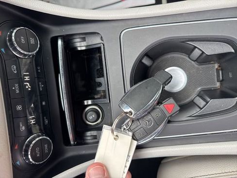 Used 2020 Mercedes-Benz GLA 250 GLA 250 4D Sport Utility image 30